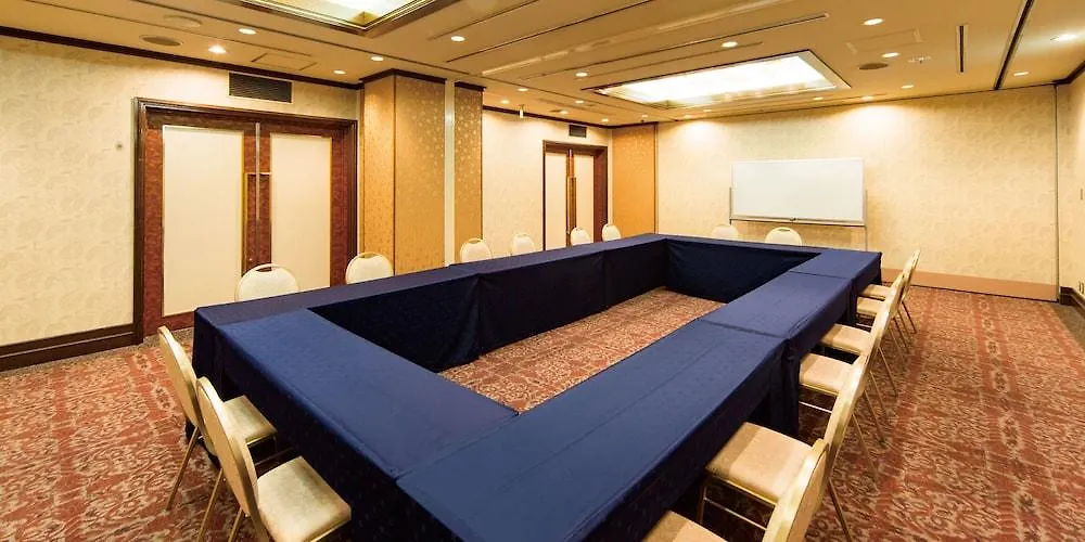 ***  Hotel Claiton Shin-Osaca Japão